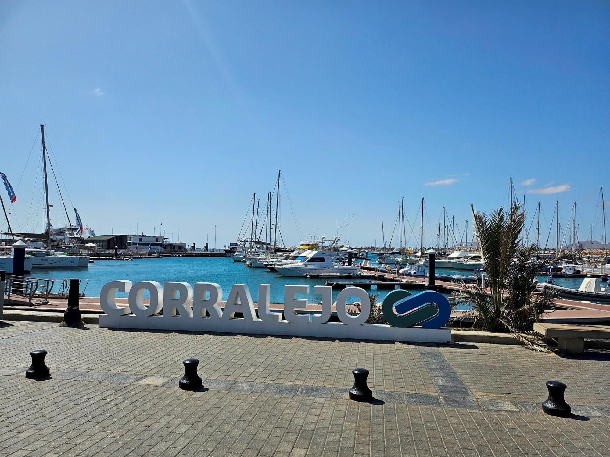 Auberge de jeunesse Corralejo Coliving By Amazzzing Travel Extérieur photo