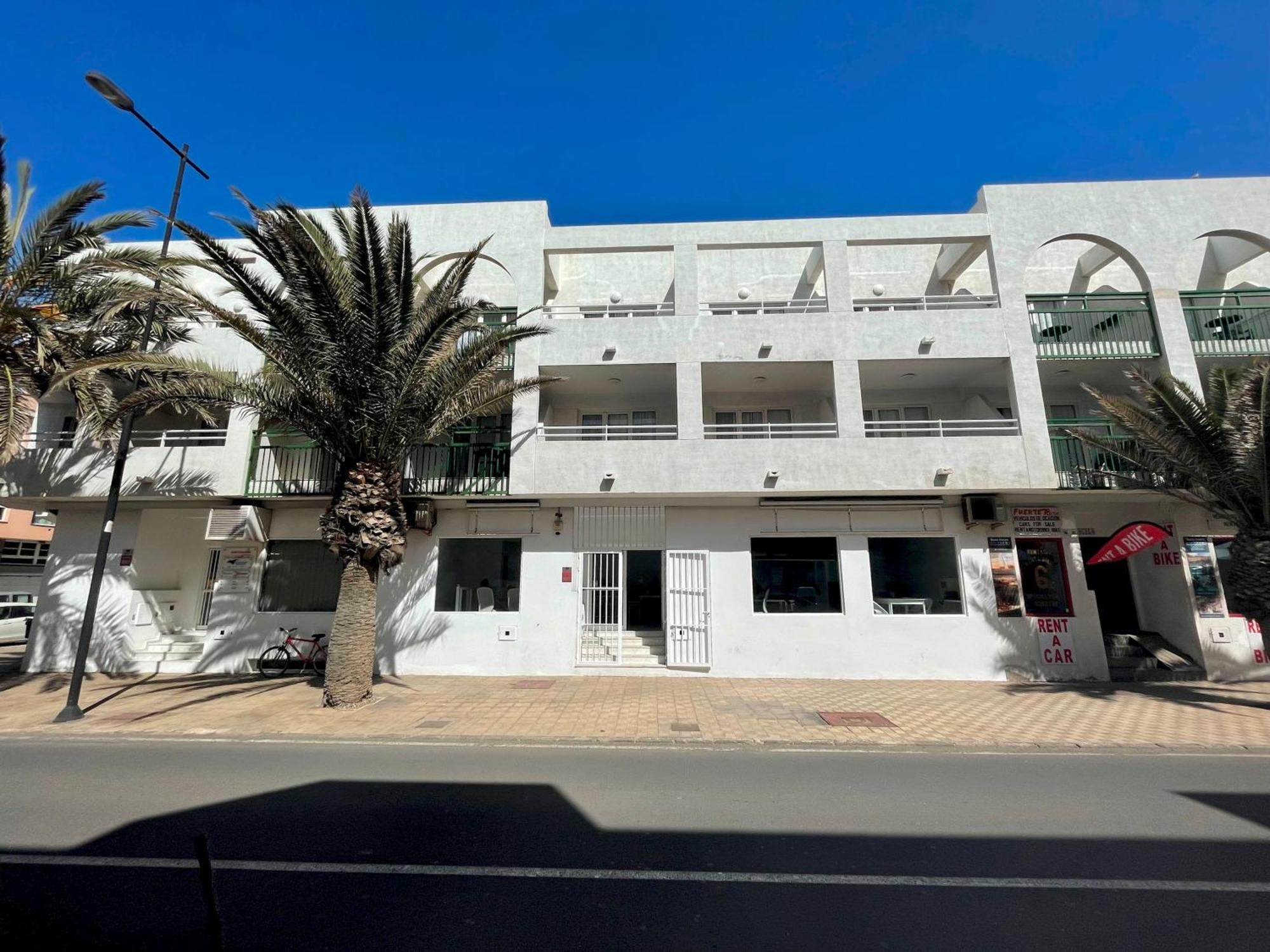 Auberge de jeunesse Corralejo Coliving By Amazzzing Travel Extérieur photo